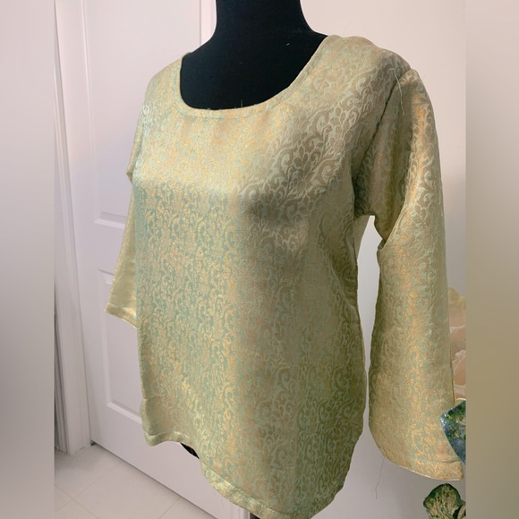 Brand New Blouse! Top can be paired with lenghas. Perfect to pair with skirts!. - Picture 3 of 3